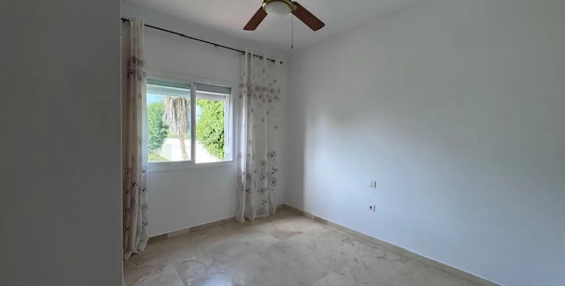 Продажа таунхауса в San Pedro de Alcántara 25