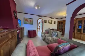 Image 6 thumb