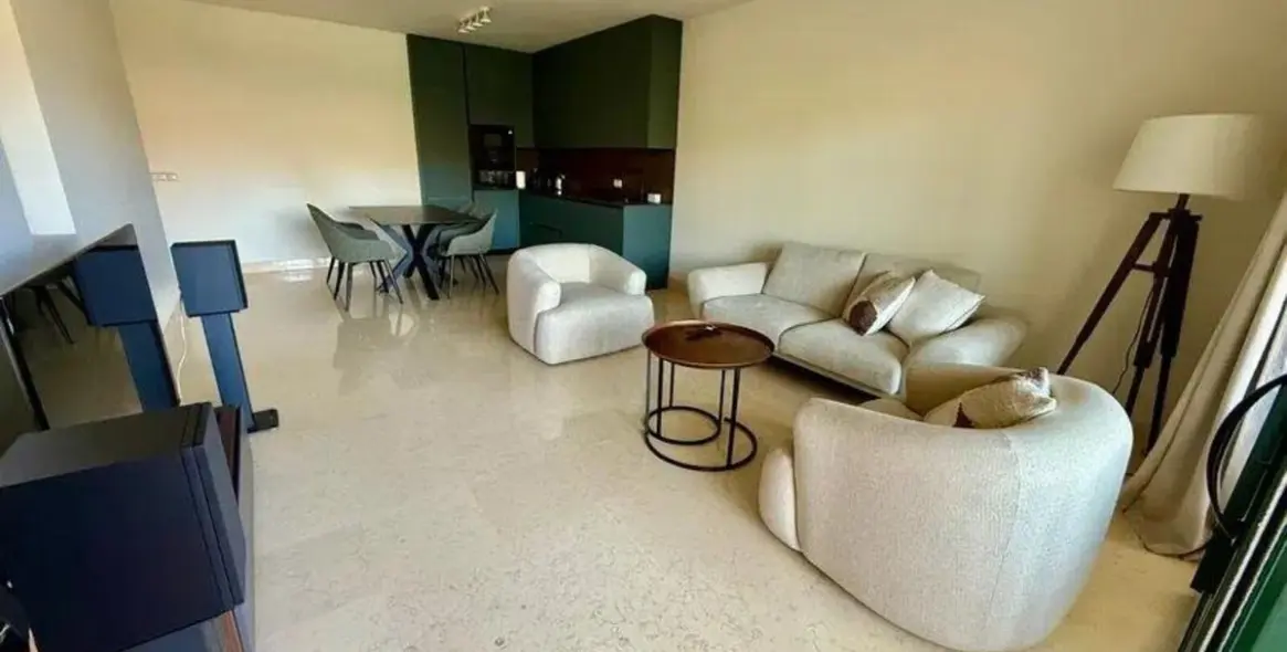 Продажа апартаментов на среднем этаже в Benahavís 2