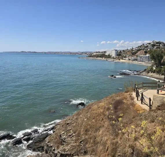 Sale of ground floor apartment in Torrequebrada