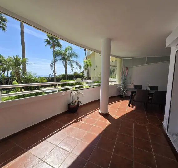 Sale of ground floor apartment in Torrequebrada