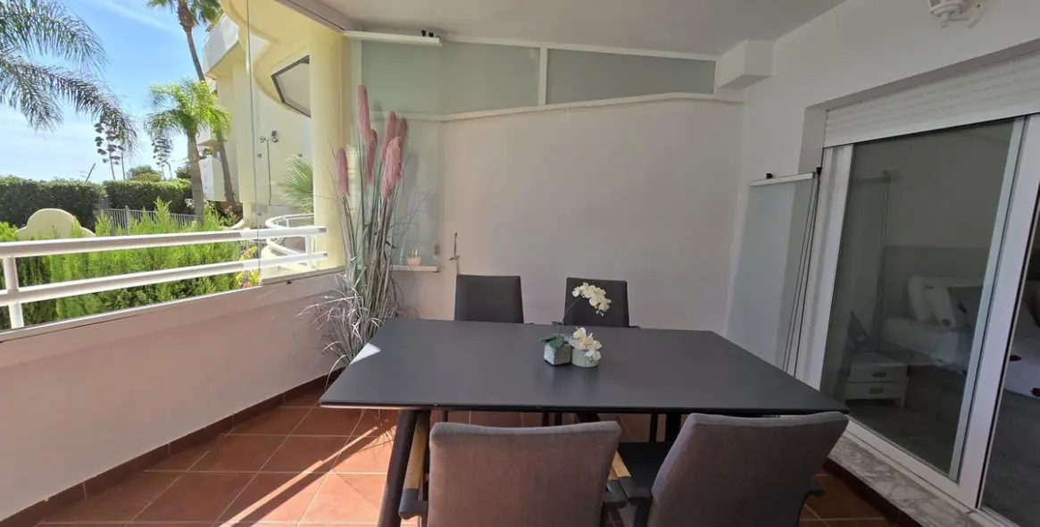 Sale of ground floor apartment in Torrequebrada 7