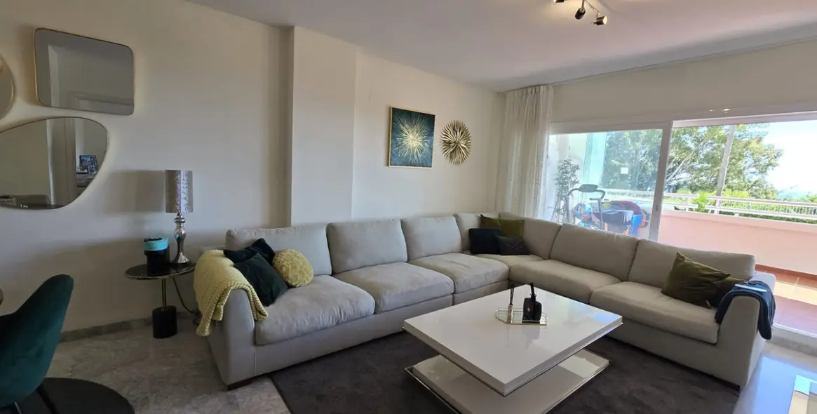 Sale of ground floor apartment in Torrequebrada 15