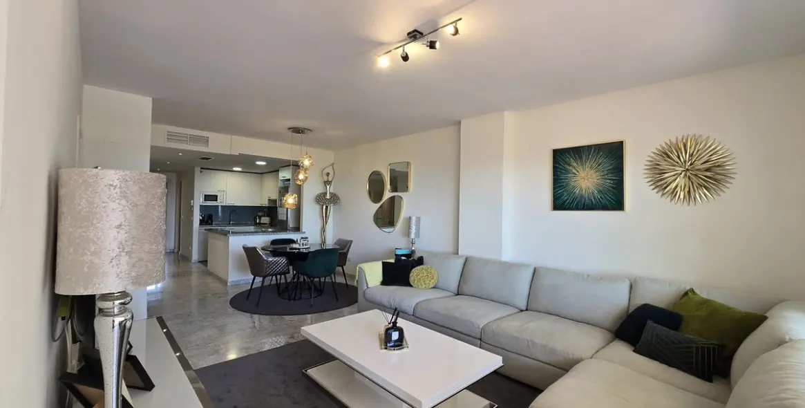 Sale of ground floor apartment in Torrequebrada 17