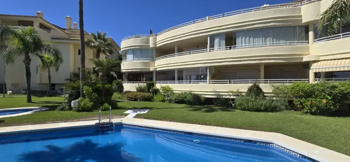 Venta de apartamento en planta baja en Torrequebrada 0