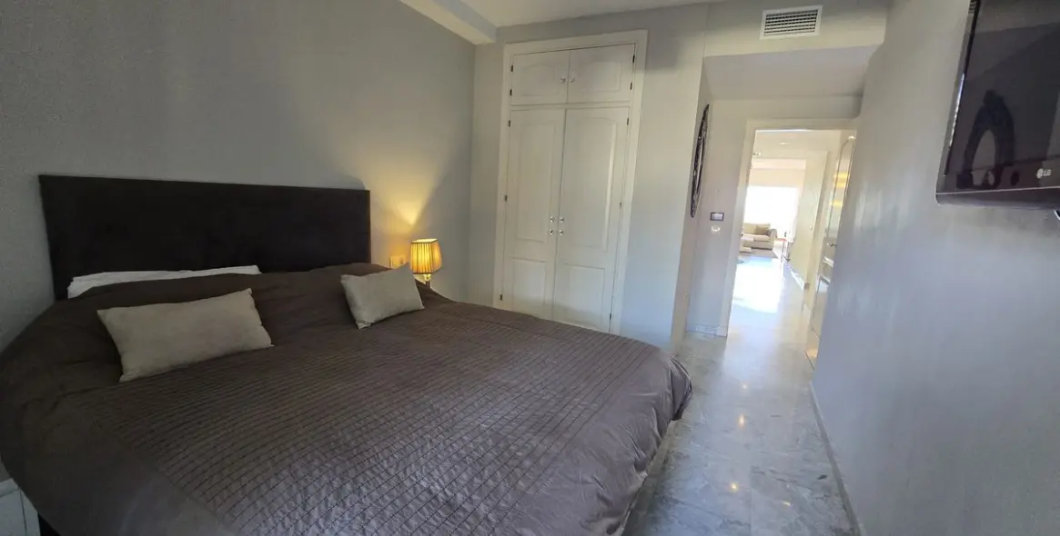 Продажа апартаментов на первом этаже в Torrequebrada 29