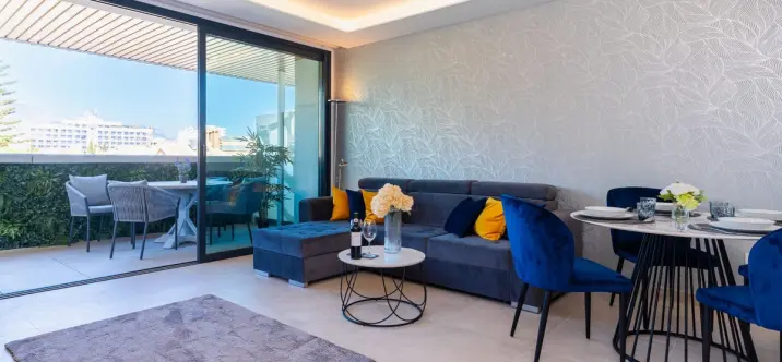 Sale of middle floor apartment in Fuengirola 3