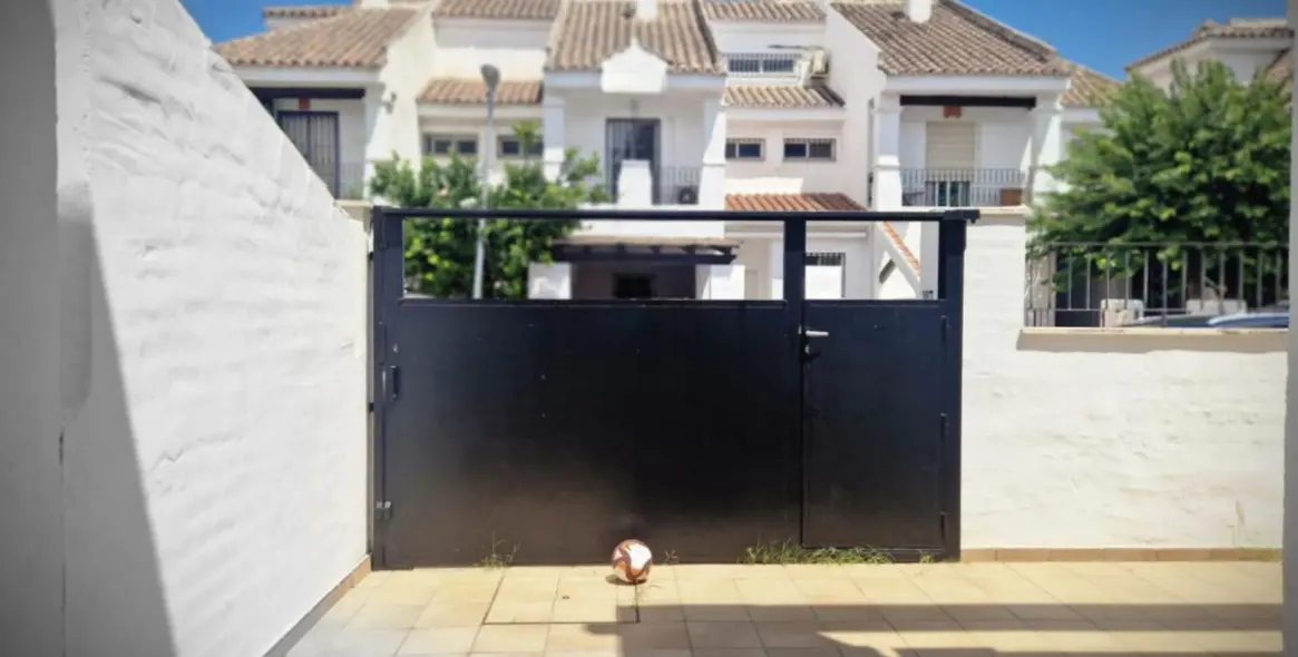 Продажа таунхауса в Nueva Andalucía 2