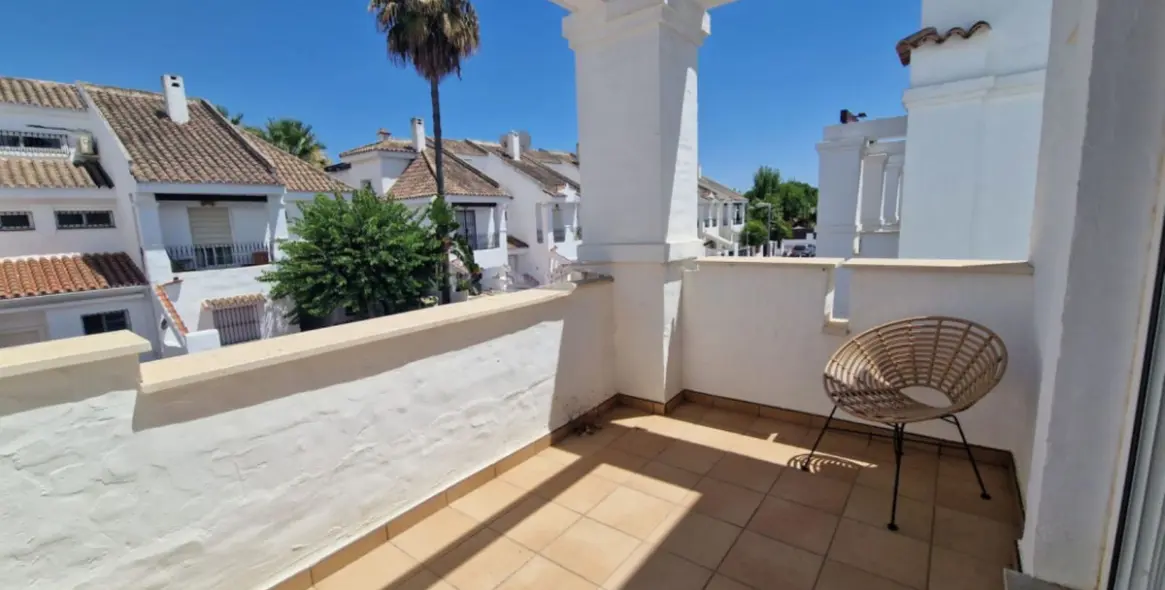 Продажа таунхауса в Nueva Andalucía 15