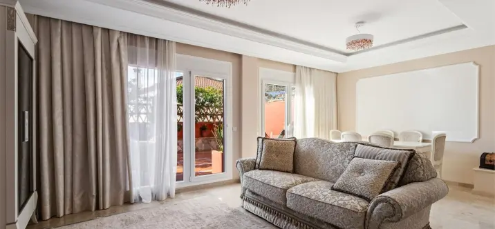 Sale of townhouse in Benalmadena 1
