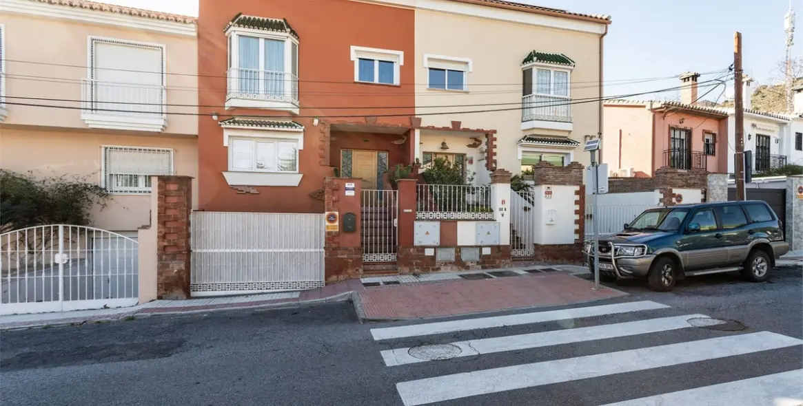 Sale of townhouse in Benalmadena 35