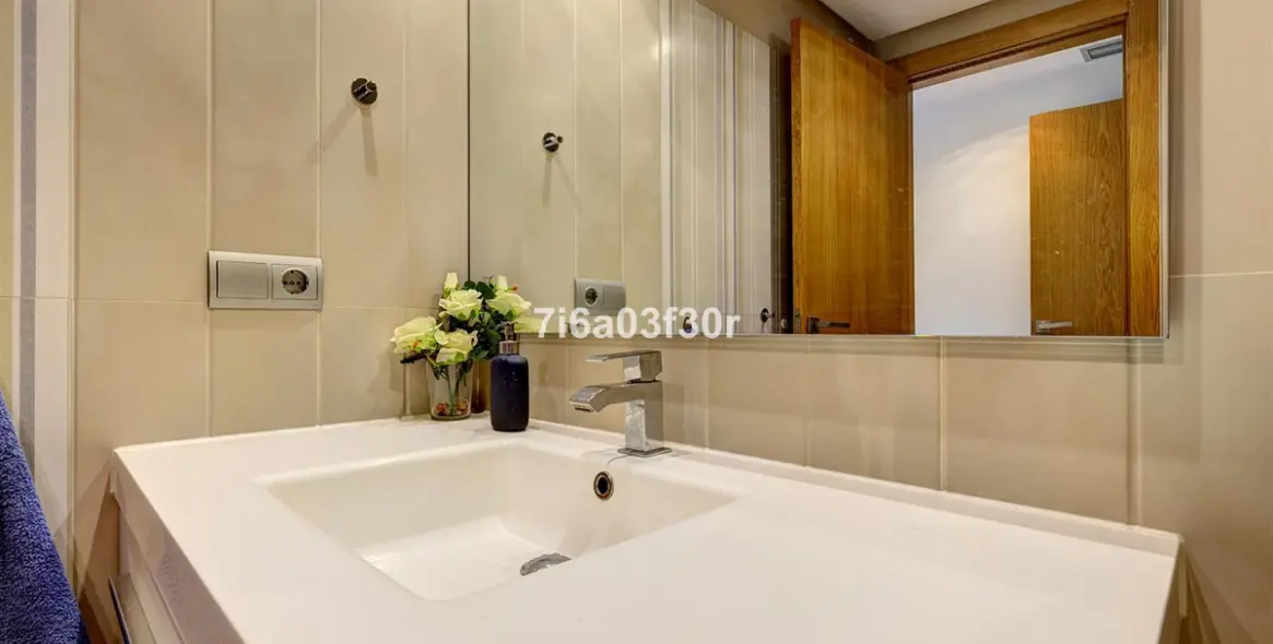 Продажа апартаментов на среднем этаже в San Pedro de Alcántara 17