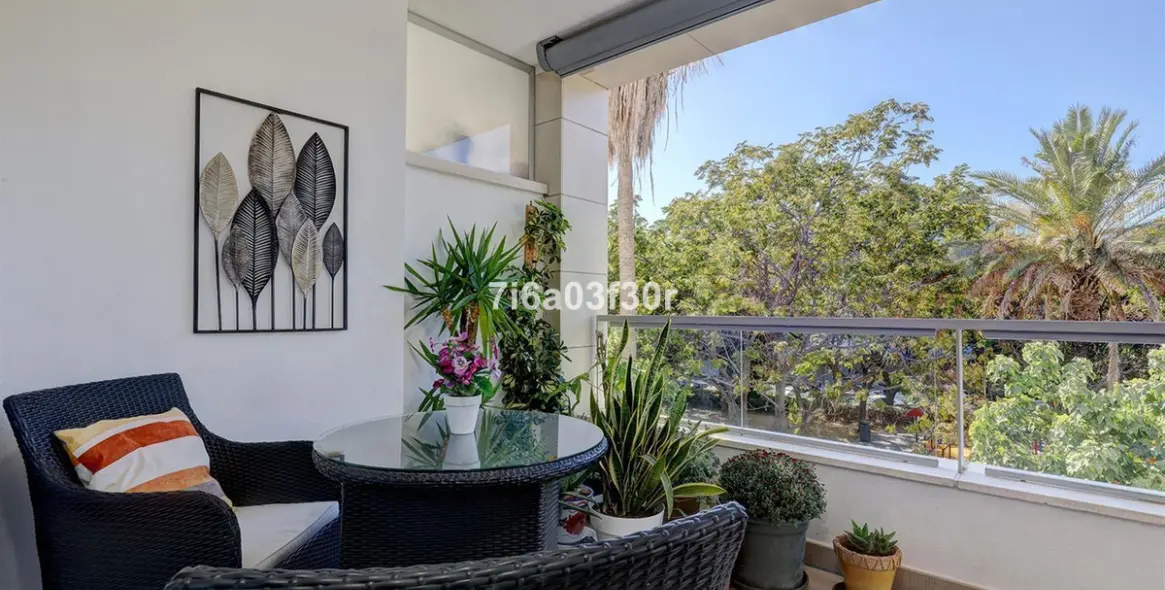 Продажа апартаментов на среднем этаже в San Pedro de Alcántara 19