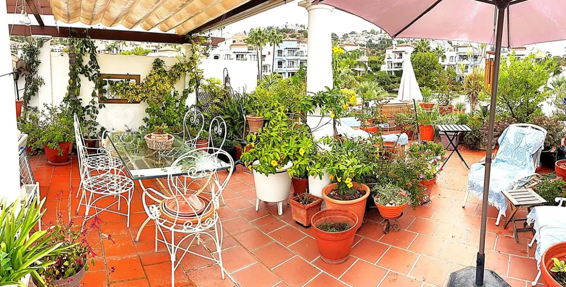 Продажа пентхауса в Los Arqueros 90