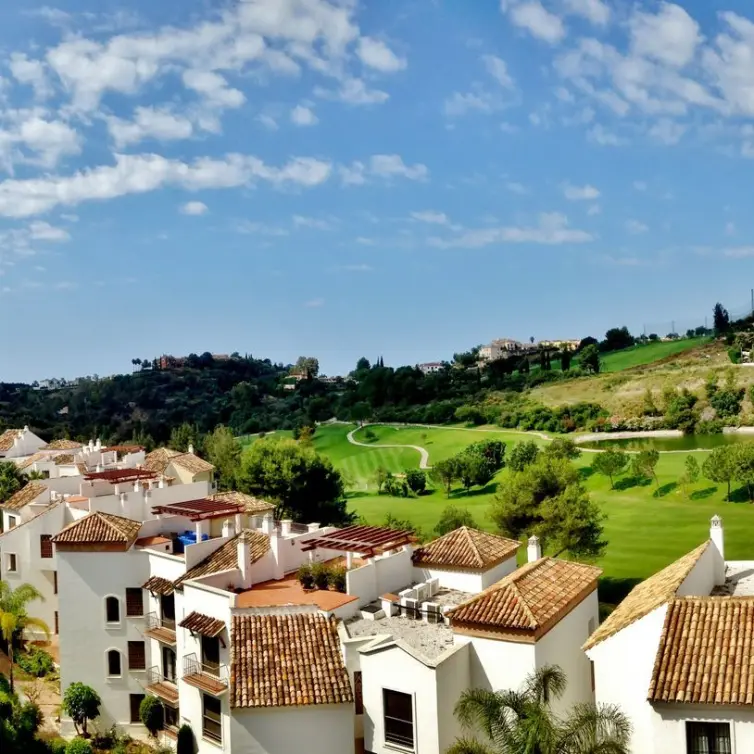 Sale of penthouse in Los Arqueros