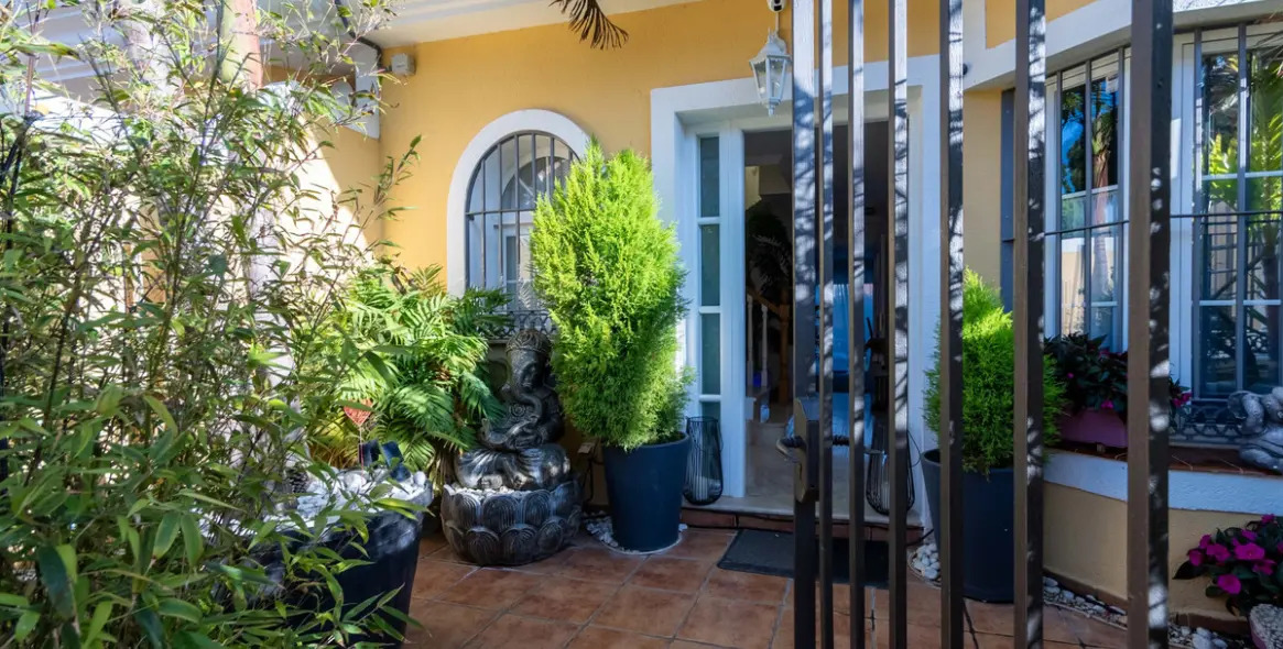 Продажа таунхауса в Mijas Costa 2