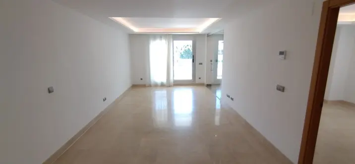 Продажа апартаментов на среднем этаже в San Pedro de Alcántara 4