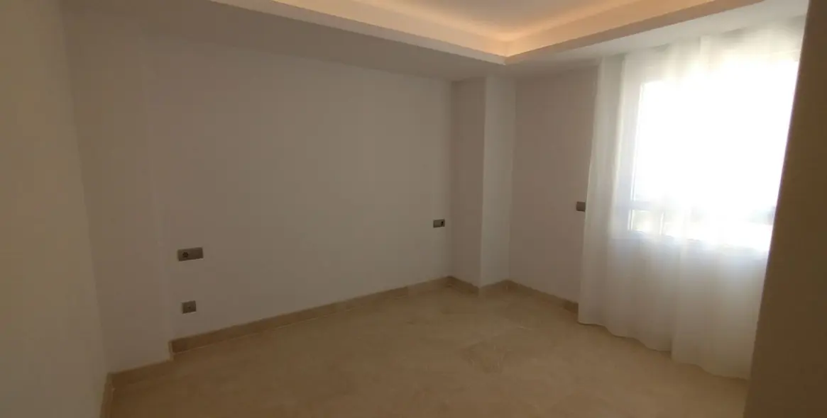 Sale of middle floor apartment in San Pedro de Alcántara 10