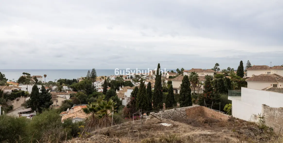 Sale of residential plot in Riviera del Sol 11