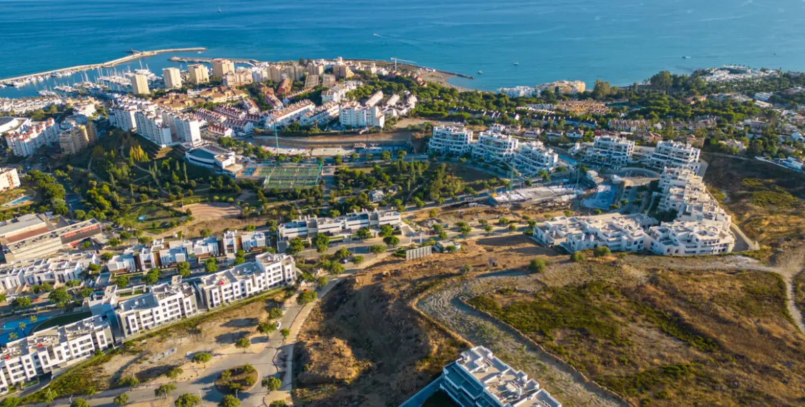 Продажа апартаментов на первом этаже в Estepona 17