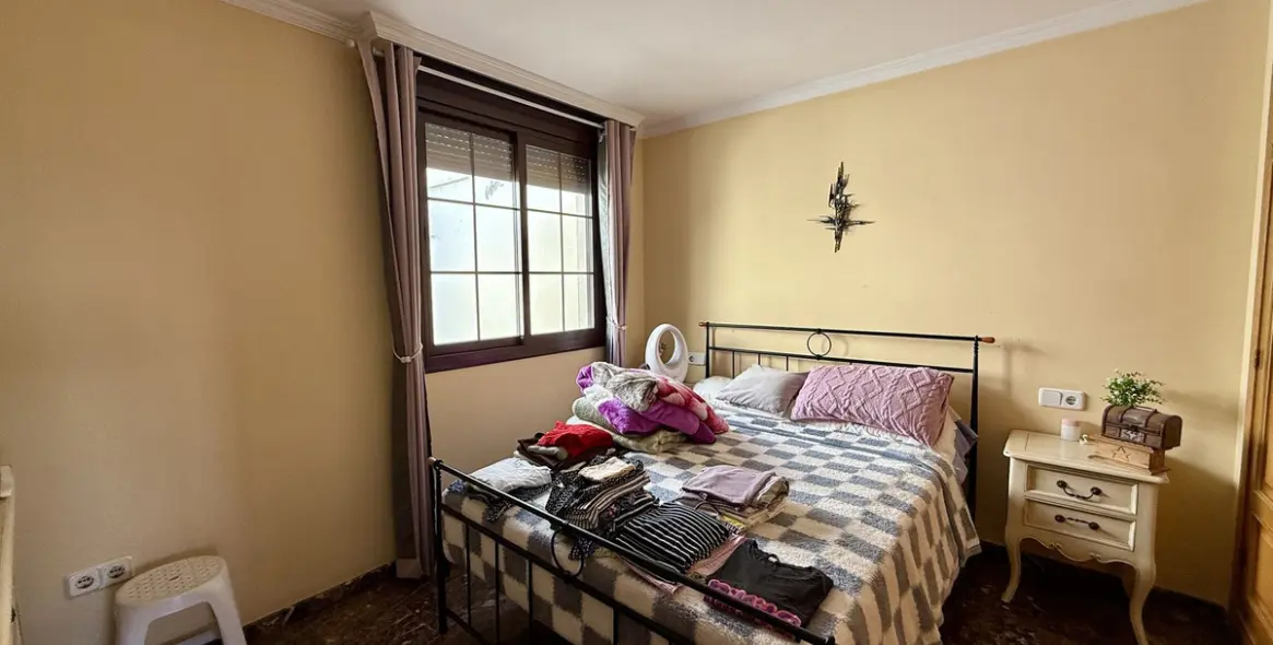 Sale of penthouse in La Cala 8