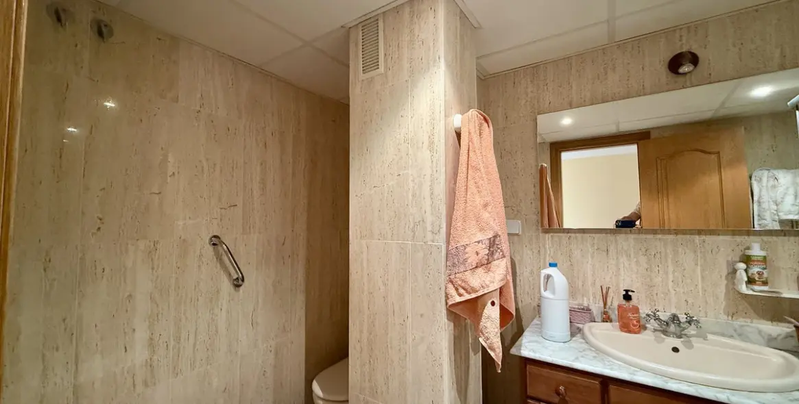 Sale of penthouse in La Cala 13