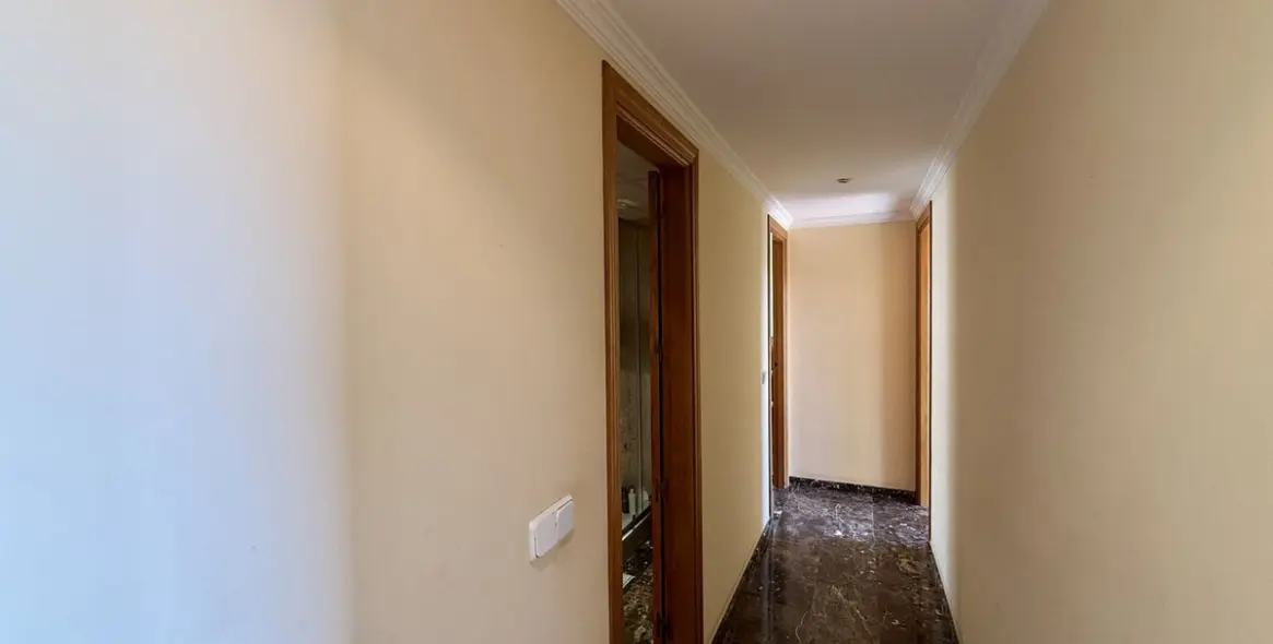 Sale of penthouse in La Cala 14