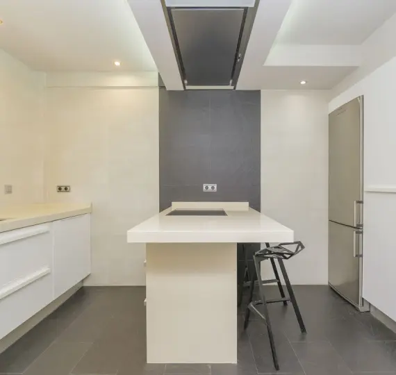 Продажа дома на две семьи в Artola