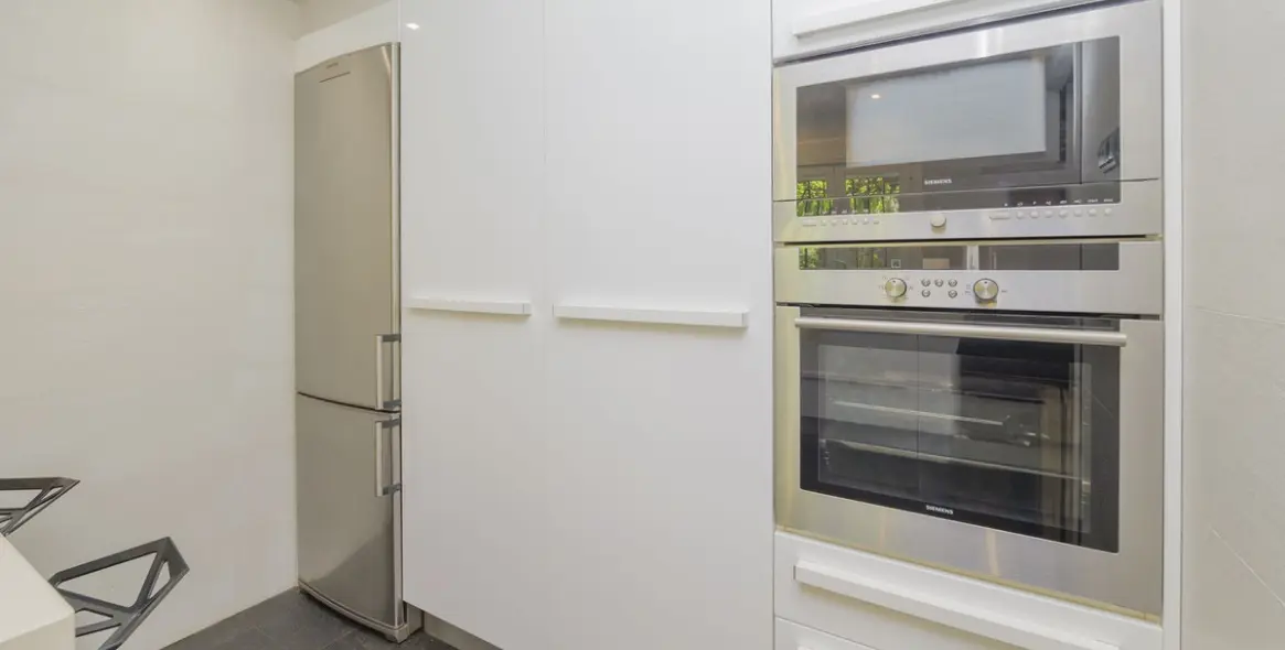 Продажа дома на две семьи в Artola 7