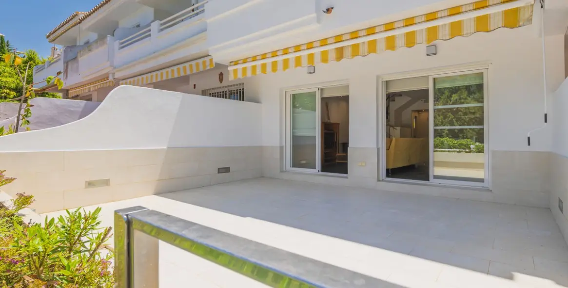 Продажа дома на две семьи в Artola 17