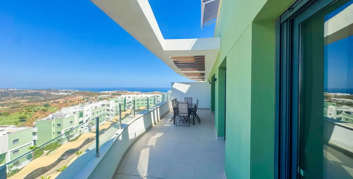 Venta de ático dúplex en Calanova Golf 1