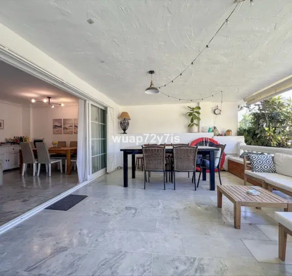 Продажа таунхауса в El Paraiso