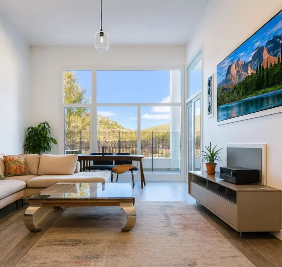 Продажа апартаментов на первом этаже в Benahavís