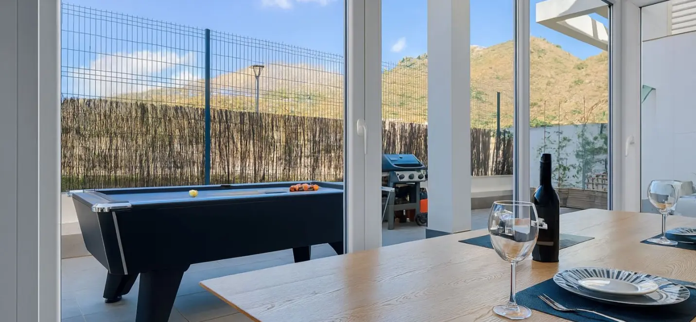 Sale of ground floor apartment in Benahavís 4