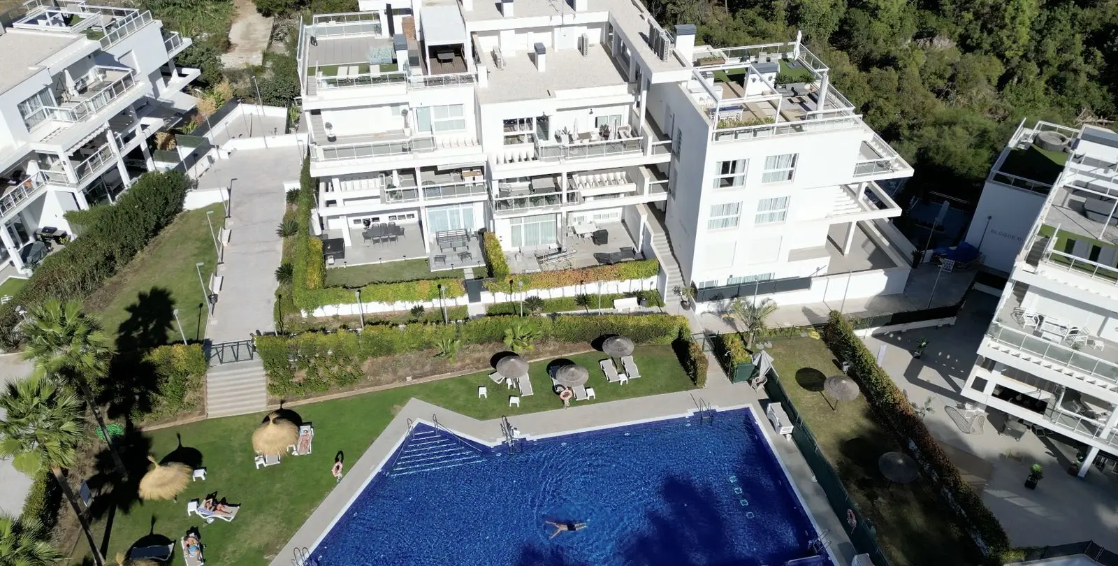 Venta de apartamento en planta baja en Benahavís 18