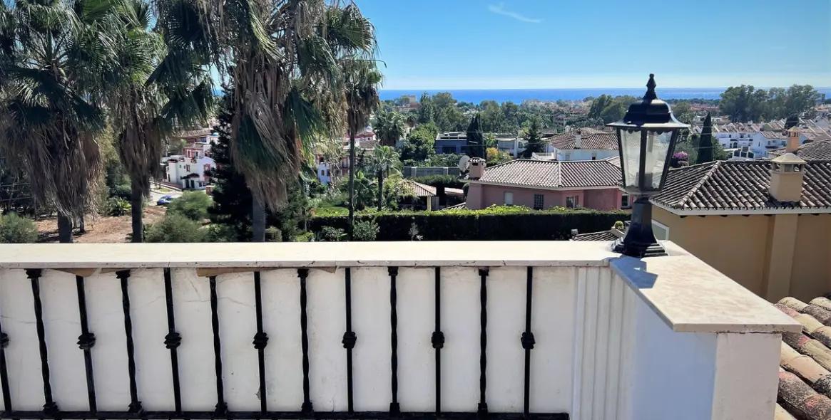 Venta de apartamento en planta media en Atalaya 2