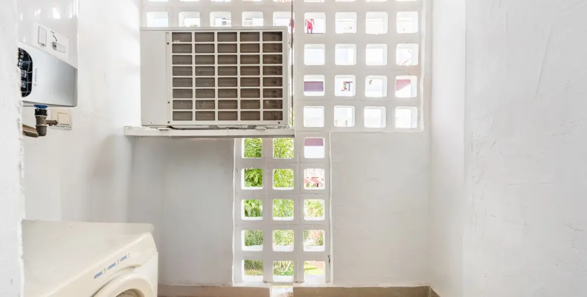 Sale of middle floor apartment in Nueva Andalucía 23