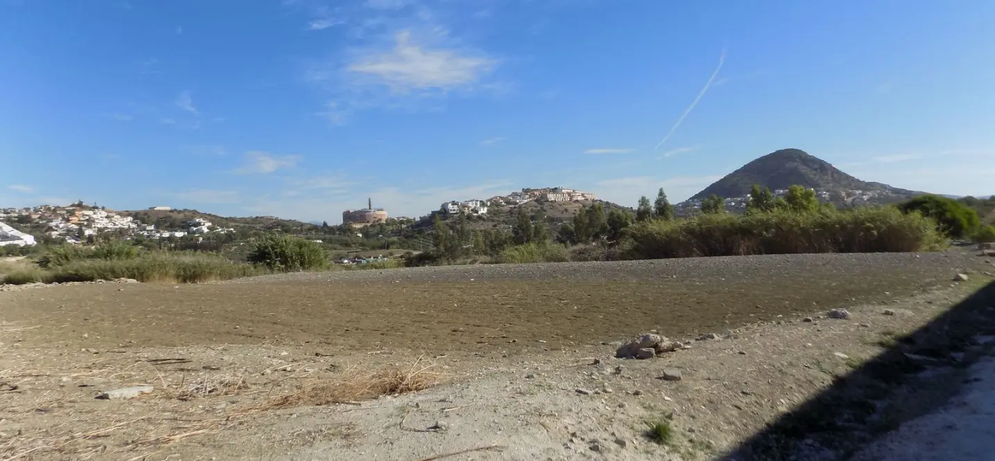 Sale of commercial plot in Coín 1