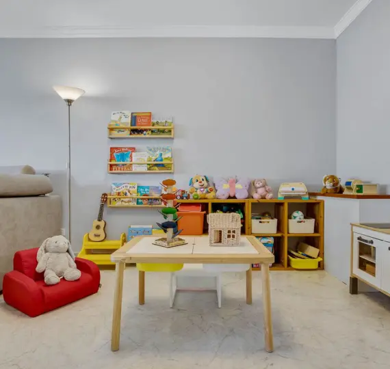 Venta de apartamento en planta media en Torremolinos