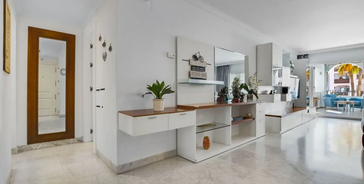 Продажа апартаментов на среднем этаже в Torremolinos 7