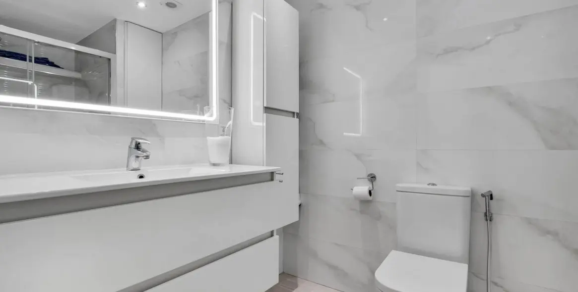 Продажа апартаментов на среднем этаже в Torremolinos 18