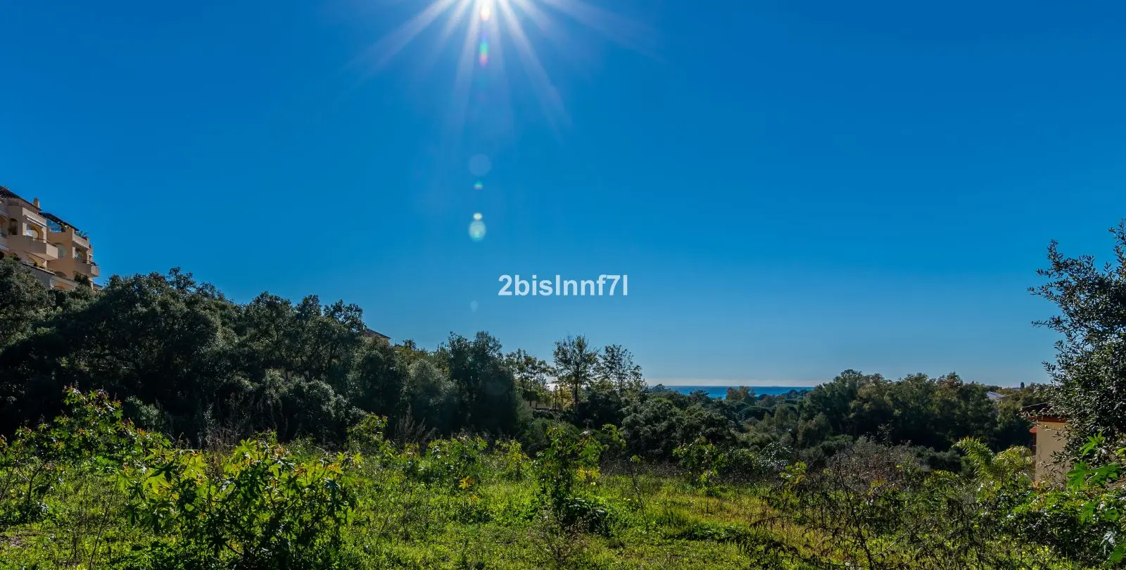 Продажа  жилого участка в Elviria 8