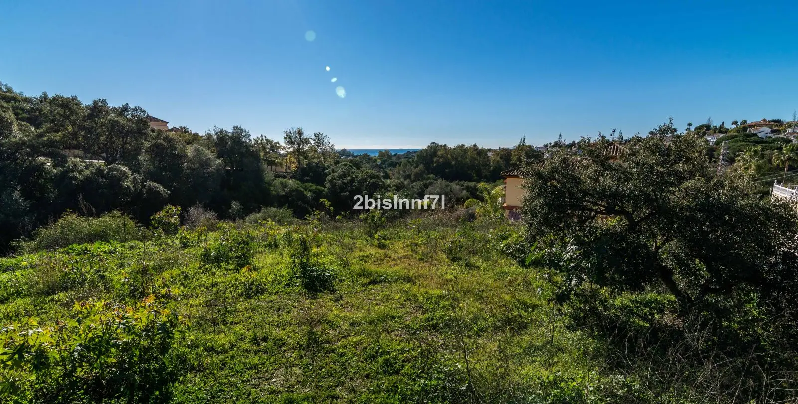 Продажа  жилого участка в Elviria 11