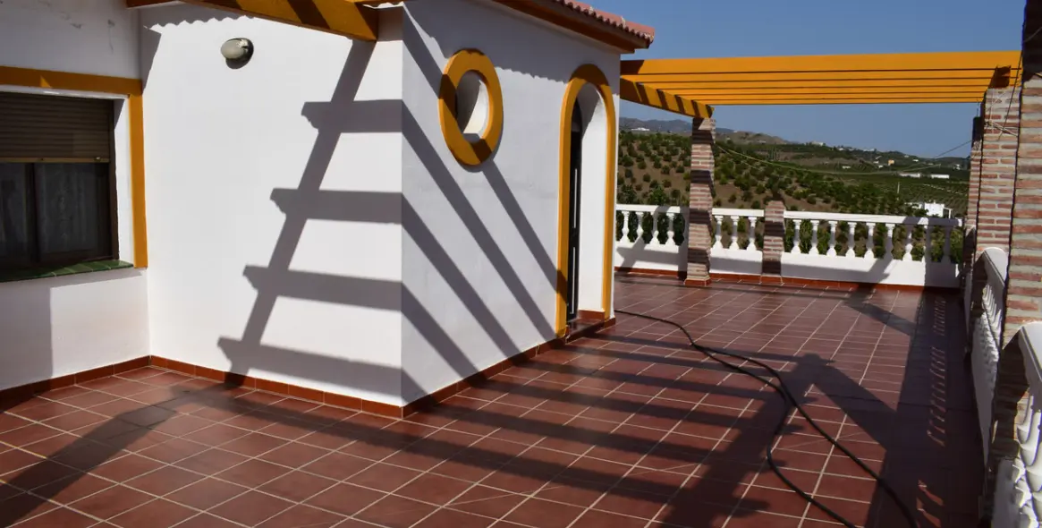 Продажа финки в Vélez-Málaga 9