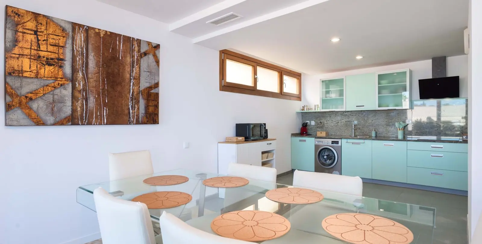 Продажа апартаментов на первом этаже в Altos de los Monteros 12