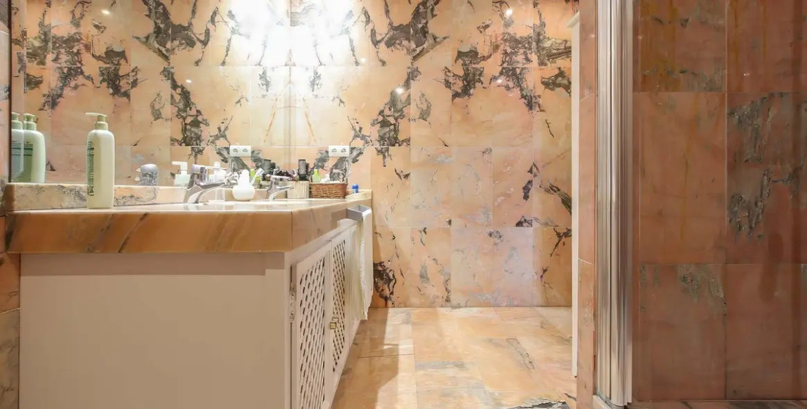 Продажа апартаментов на первом этаже в Nueva Andalucía 12