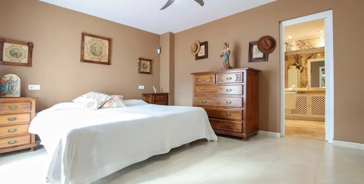 Продажа апартаментов на первом этаже в Nueva Andalucía 14