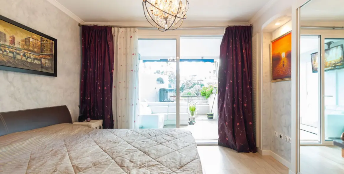 Продажа апартаментов на первом этаже в Puerto Banús 12