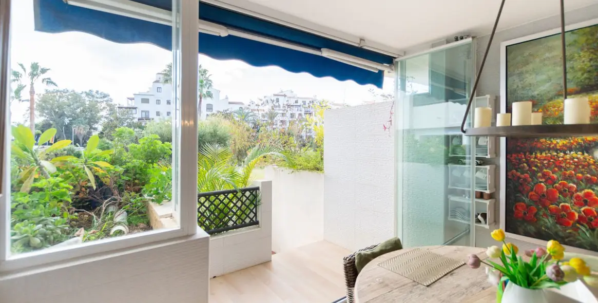 Продажа апартаментов на первом этаже в Puerto Banús 16