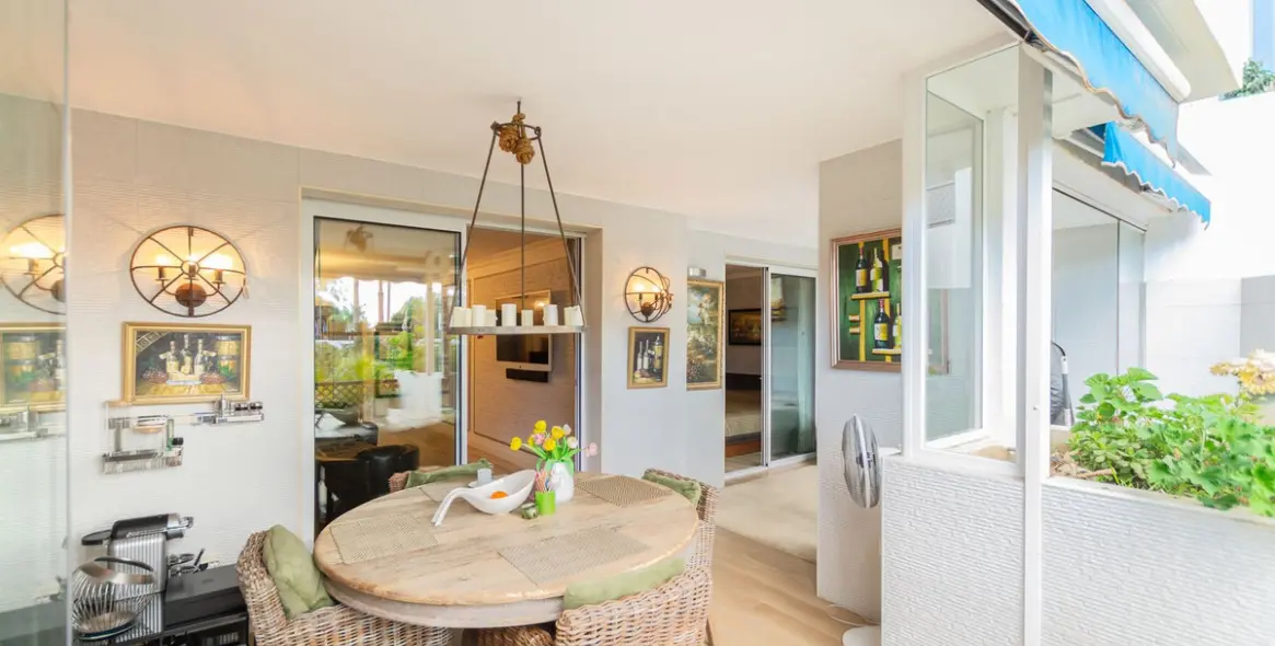 Продажа апартаментов на первом этаже в Puerto Banús 17